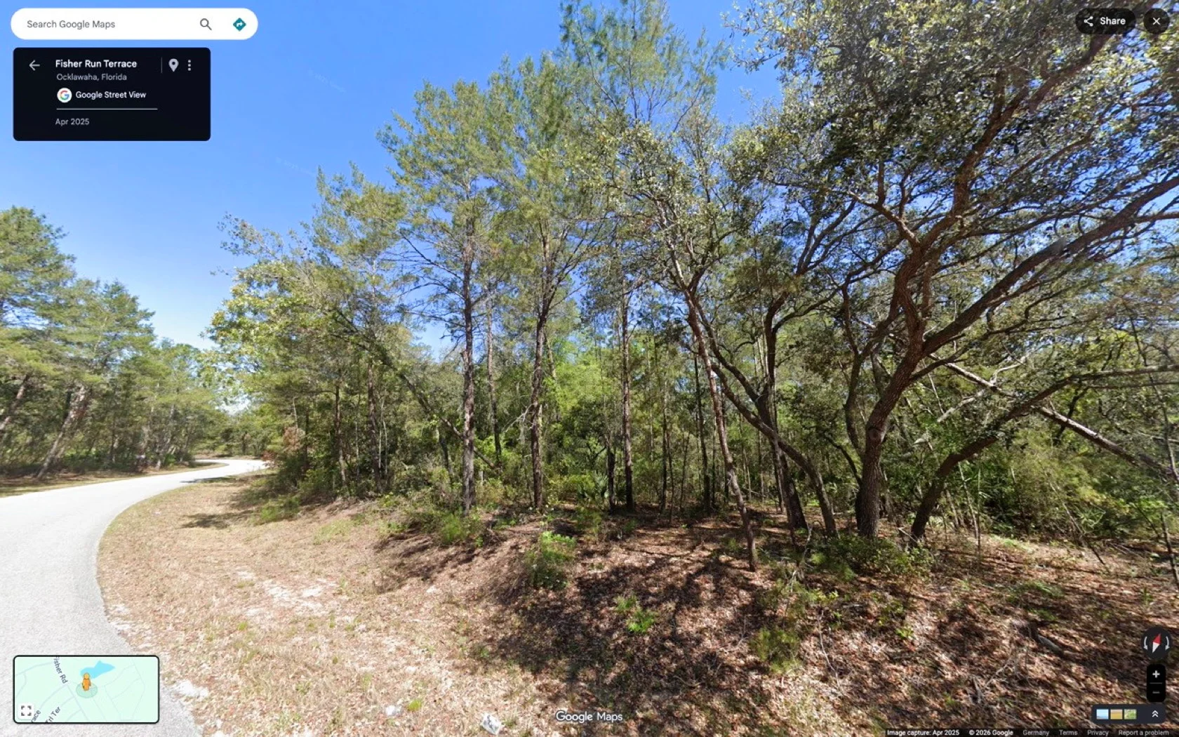 Set Back yet well-connected ¼ ac Lot close to the Ocklawaha River