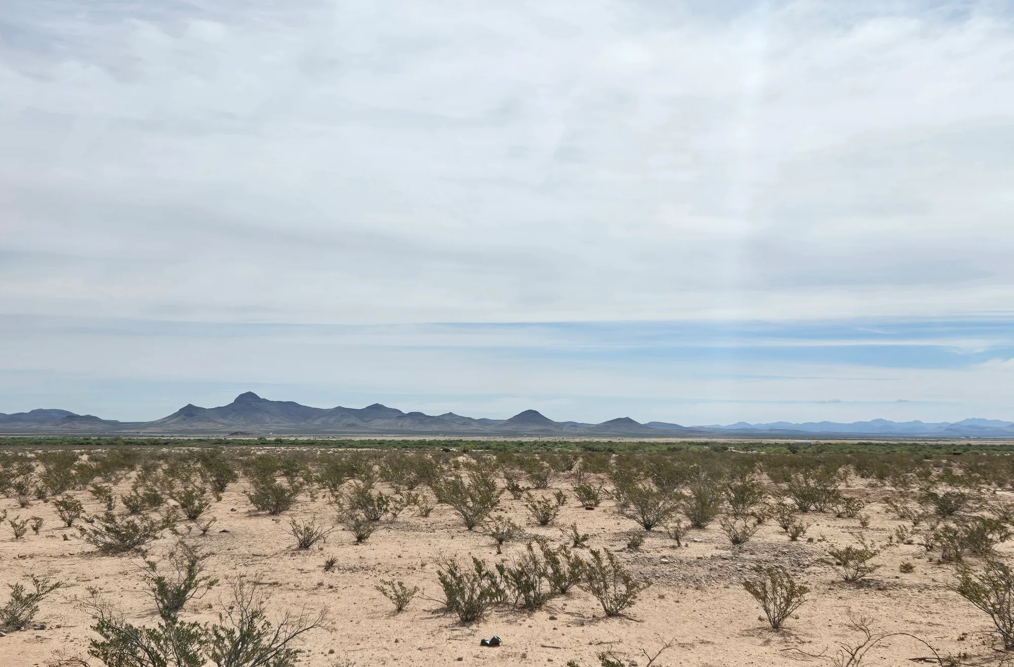 10 Acres with no zoning—Town Close, Neighbors Far