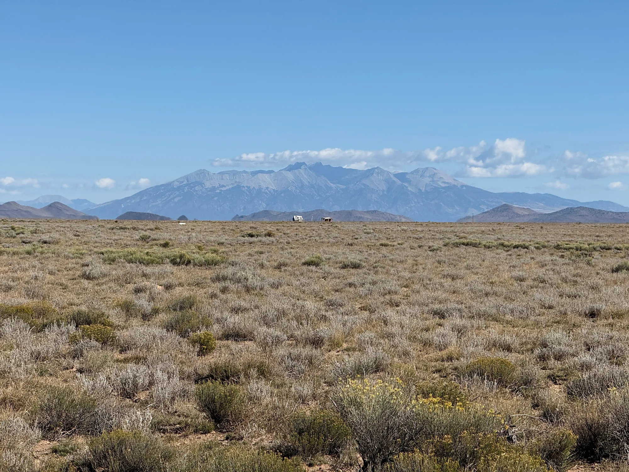 5 acres with 360-degree Mountain views