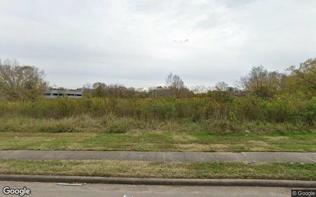 3.5 Acres in Houston - Harris County, TX - Image 4