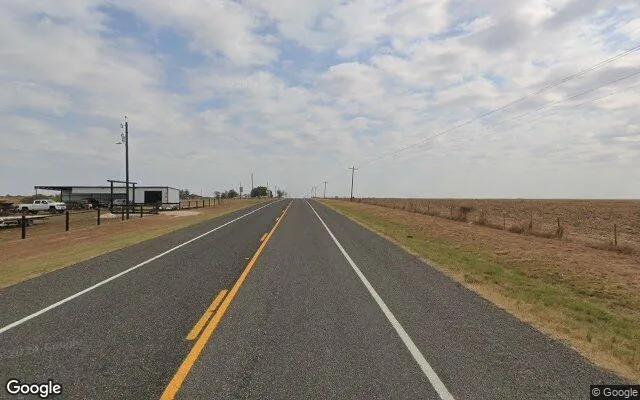 Decorative background for 1.5 Acres in Gonzales - Gonzales County, TX image 6