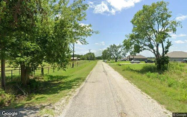 Decorative background for 1.5 Acres in Point - Rains County, TX image 5