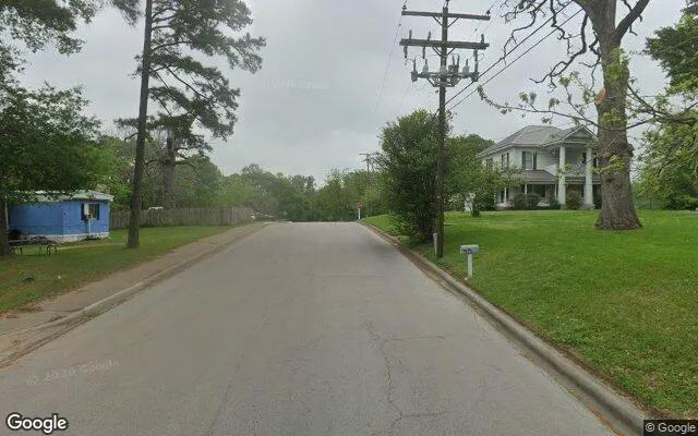 Decorative background for 0.55 Acres in Huntsville - Walker County, TX image 6