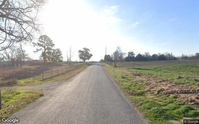 Decorative background for 3.52 Acres in Lockhart - Caldwell County, TX image 5