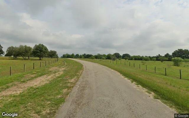 Decorative background for 35.02 Acres in Weimar - Colorado County, TX image 5