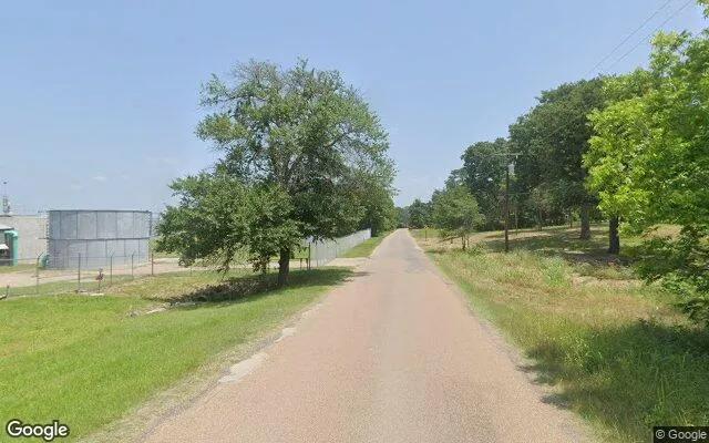 Decorative background for 0.55 Acres in Kemp - Henderson County, TX image 5