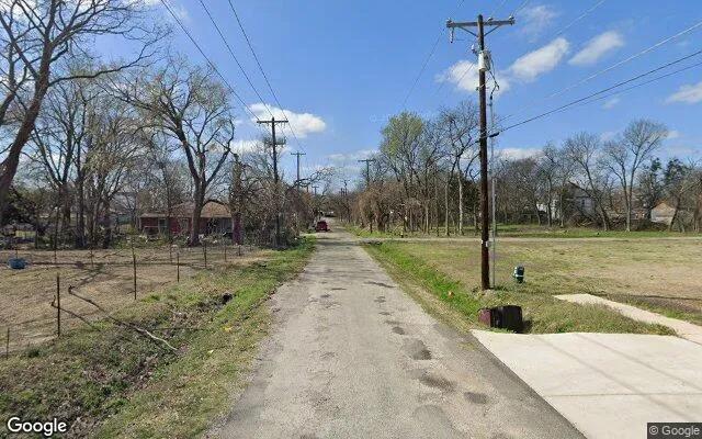 Decorative background for 0.55 Acres in Bonham - Fannin County, TX image 6