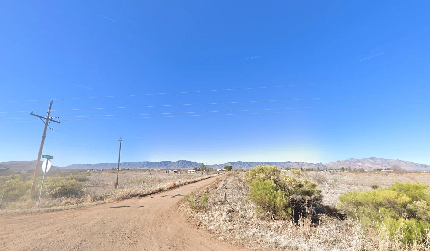 Decorative background for Cochise, AZ - 114-30-120 image 8