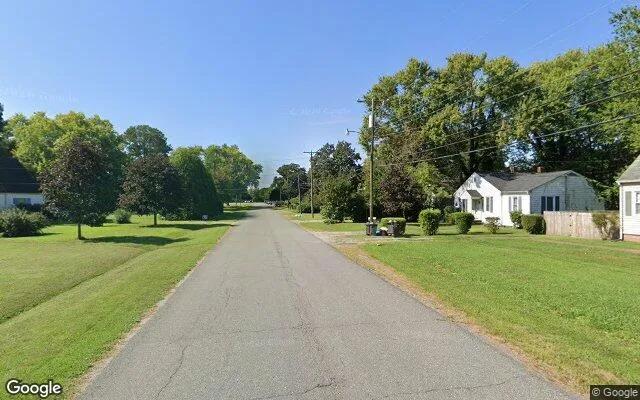 Decorative background for 0.1 Acres in Tappahannock - Essex County, VA image 5