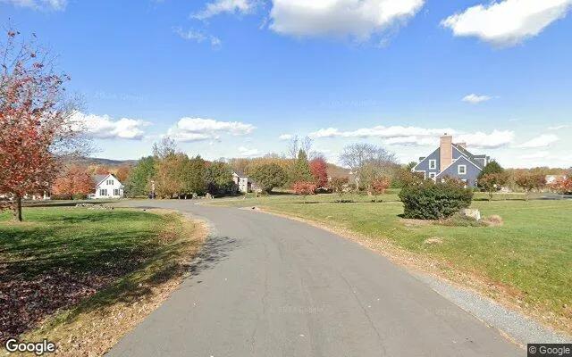 Decorative background for 5.34 Acres in Round Hill - Loudoun County, VA image 5
