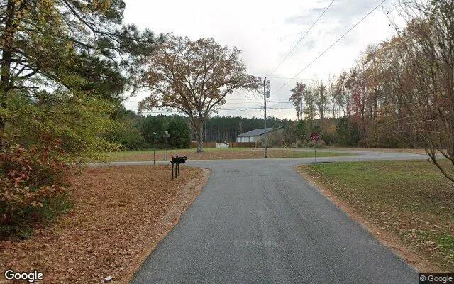 Decorative background for 0.55 Acres in Kilmarnock - Northumberland County, VA image 6