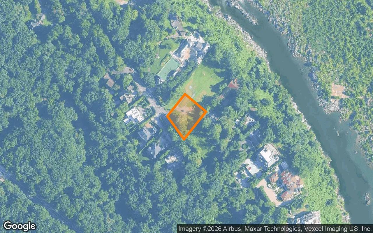 0.55 Acres in Mc Lean - Arlington County, VA - Main image