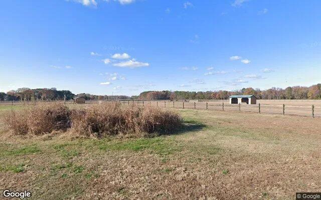 Decorative background for 3.5 Acres in White Stone - Lancaster County, VA image 6