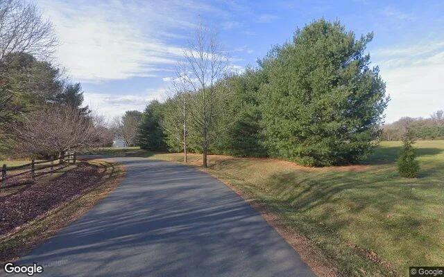 Decorative background for 3.47 Acres in Aldie - Loudoun County, VA image 5