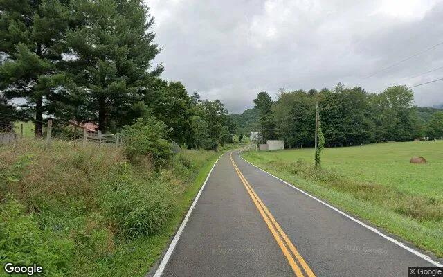 Decorative background for 0.84 Acres in Ceres - Bland County, VA image 5