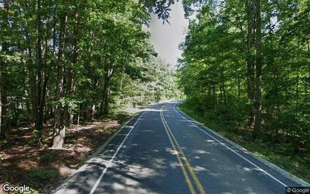 Decorative background for 3.5 Acres in Farmville - Prince Edward County, VA image 5