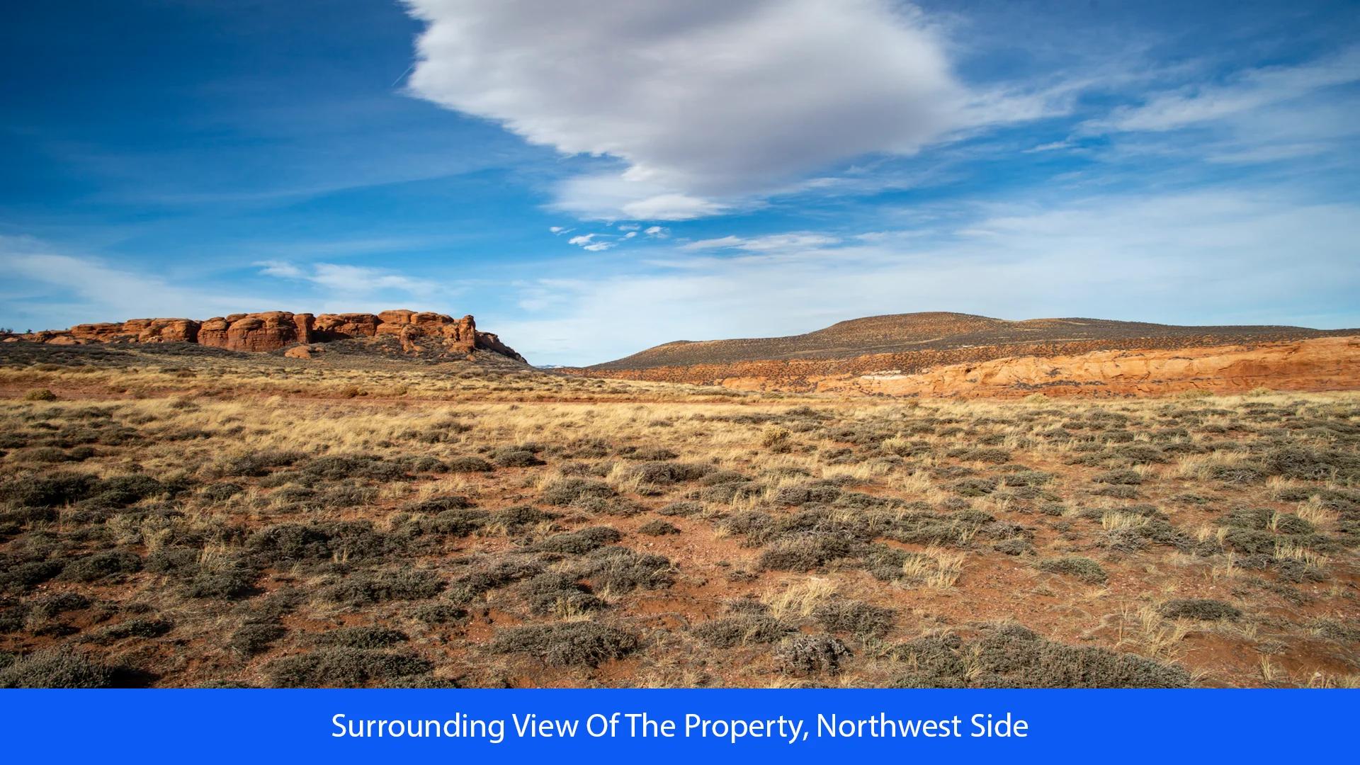 Decorative background for 36.8 Acres Of Red Rock Majesty In Larimer County, Colorado image 7