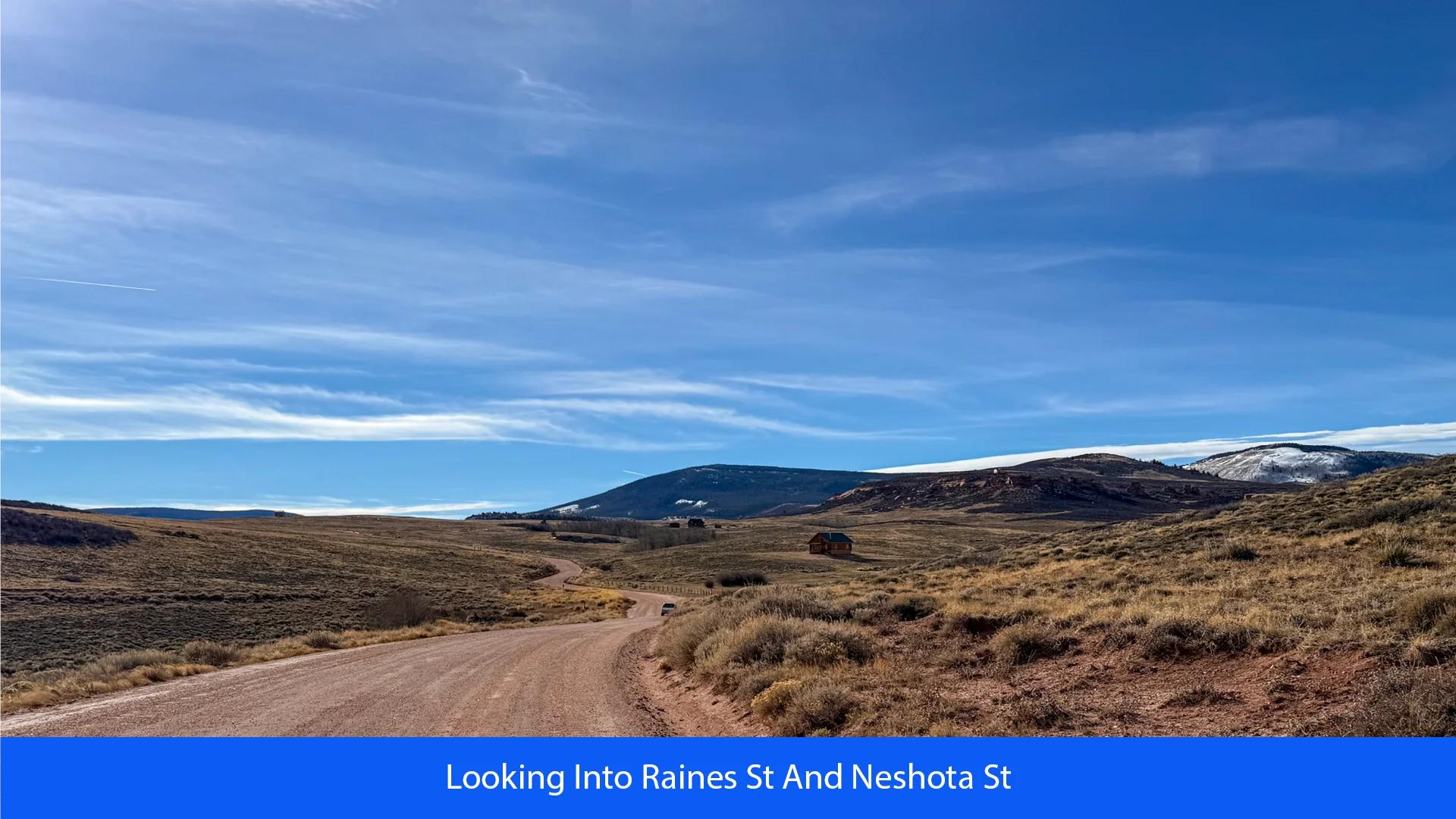 Decorative background for 36.8 Acres Of Red Rock Majesty In Larimer County, Colorado image 10
