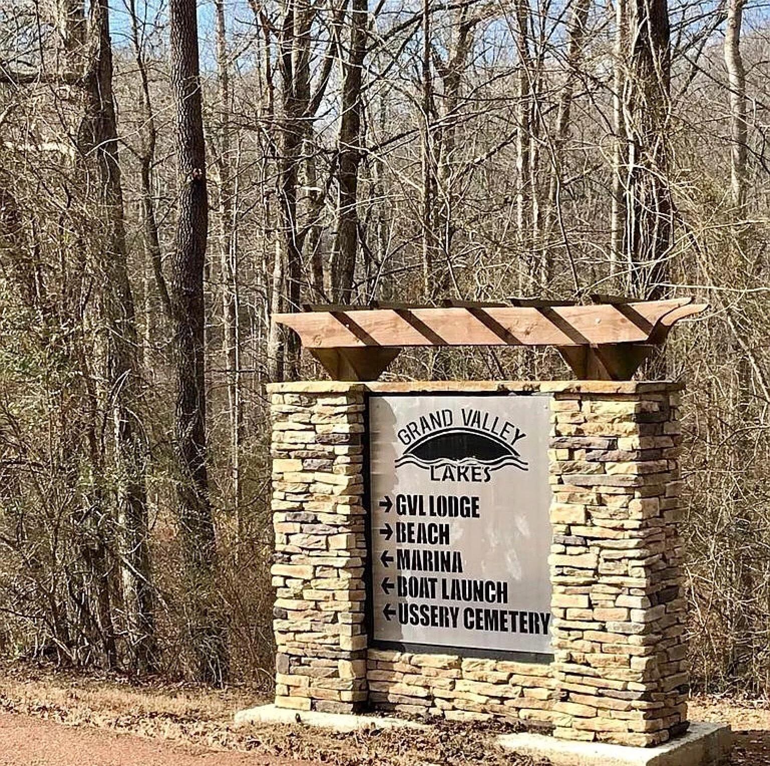 Decorative background for GRAND VALLEY LAKES! Beautiful 0.69 ac building lot in gated community ✅ image 7