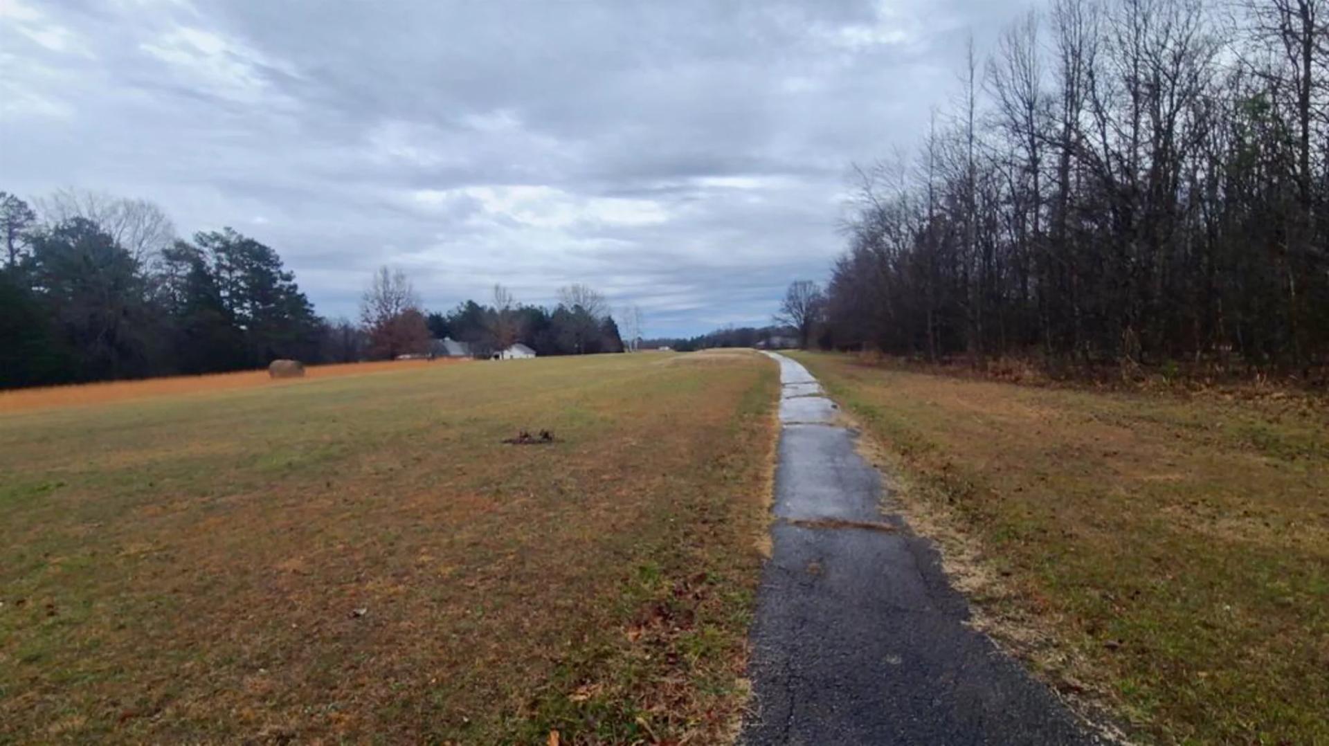 Decorative background for GRAND VALLEY LAKES! Beautiful 0.69 ac building lot in gated community ✅ image 13
