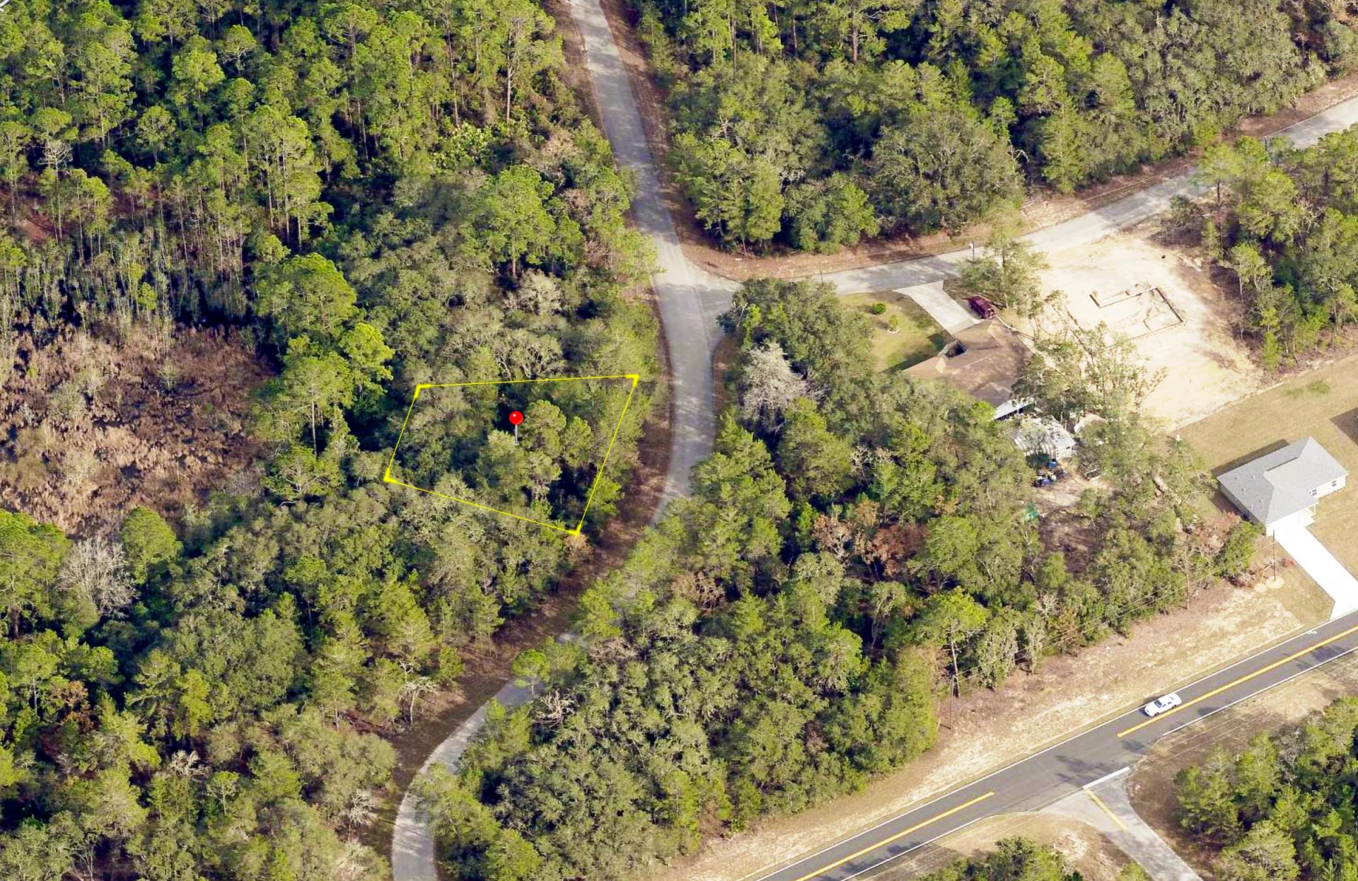 Decorative background for Set Back yet well-connected ¼ ac Lot close to the Ocklawaha River image 8