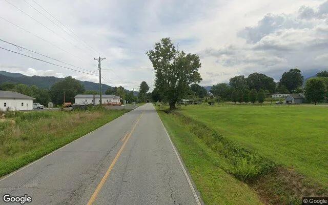 Decorative background for 1.49 Acres in Waynesville - Haywood County, NC image 5