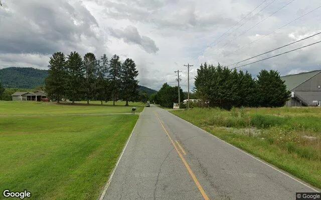 Decorative background for 1.49 Acres in Waynesville - Haywood County, NC image 6