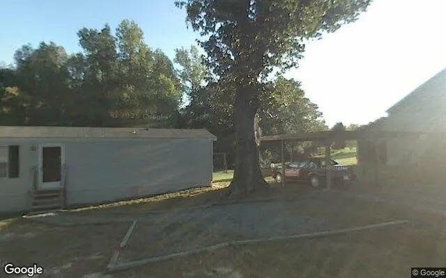 Decorative background for 1.5 Acres in Yadkinville - Yadkin County, NC image 6