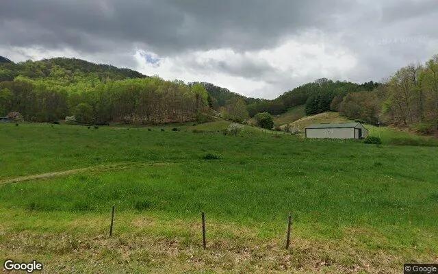 3.56 Acres in Burnsville - Yancey County, NC - Image 4