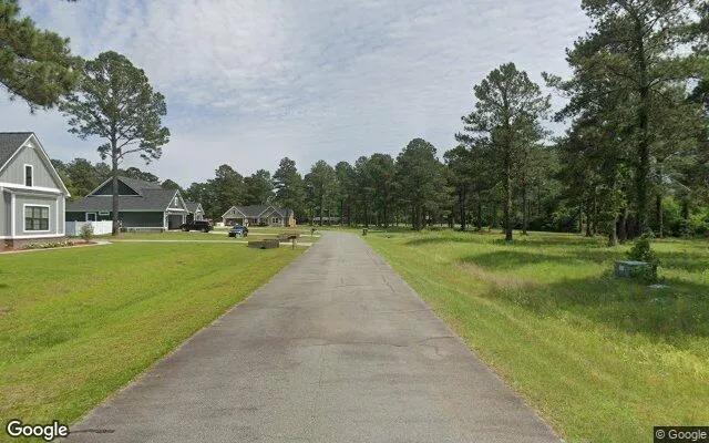 Decorative background for 0.55 Acres in Moultrie - Colquitt County, GA image 5