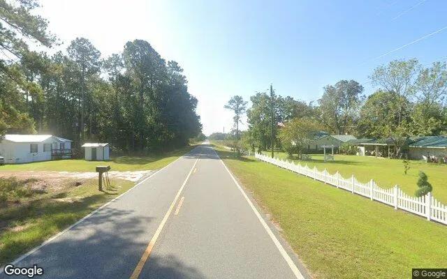 Decorative background for 0.54 Acres in Hazlehurst - Jeff Davis County, GA image 6