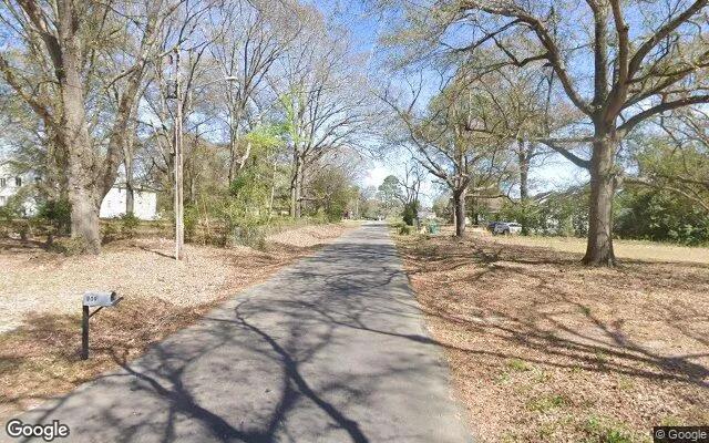 Decorative background for 1.5 Acres in Americus - Sumter County, GA image 5