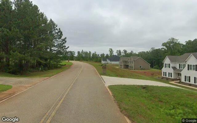 Decorative background for 1.5 Acres in Forsyth - Monroe County, GA image 5