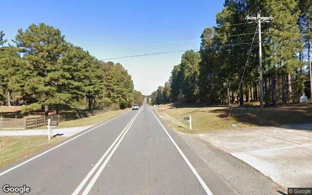 Decorative background for 7.49 Acres in Thomaston - Upson County, GA image 6