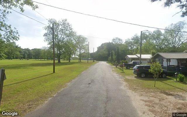 Decorative background for 3.52 Acres in Fitzgerald - Ben Hill County, GA image 6