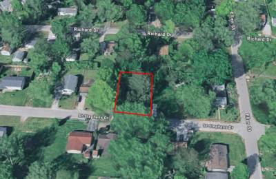 0.13-acre Residential Lot in Cahokia, IL / Terreno a la venta