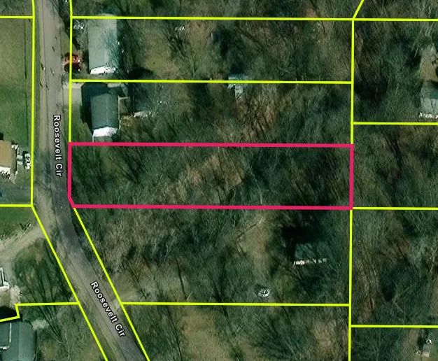 0.45-acre Residential Lot in Bloomington, IL/Terreno a la venta in Tazewell County, IL