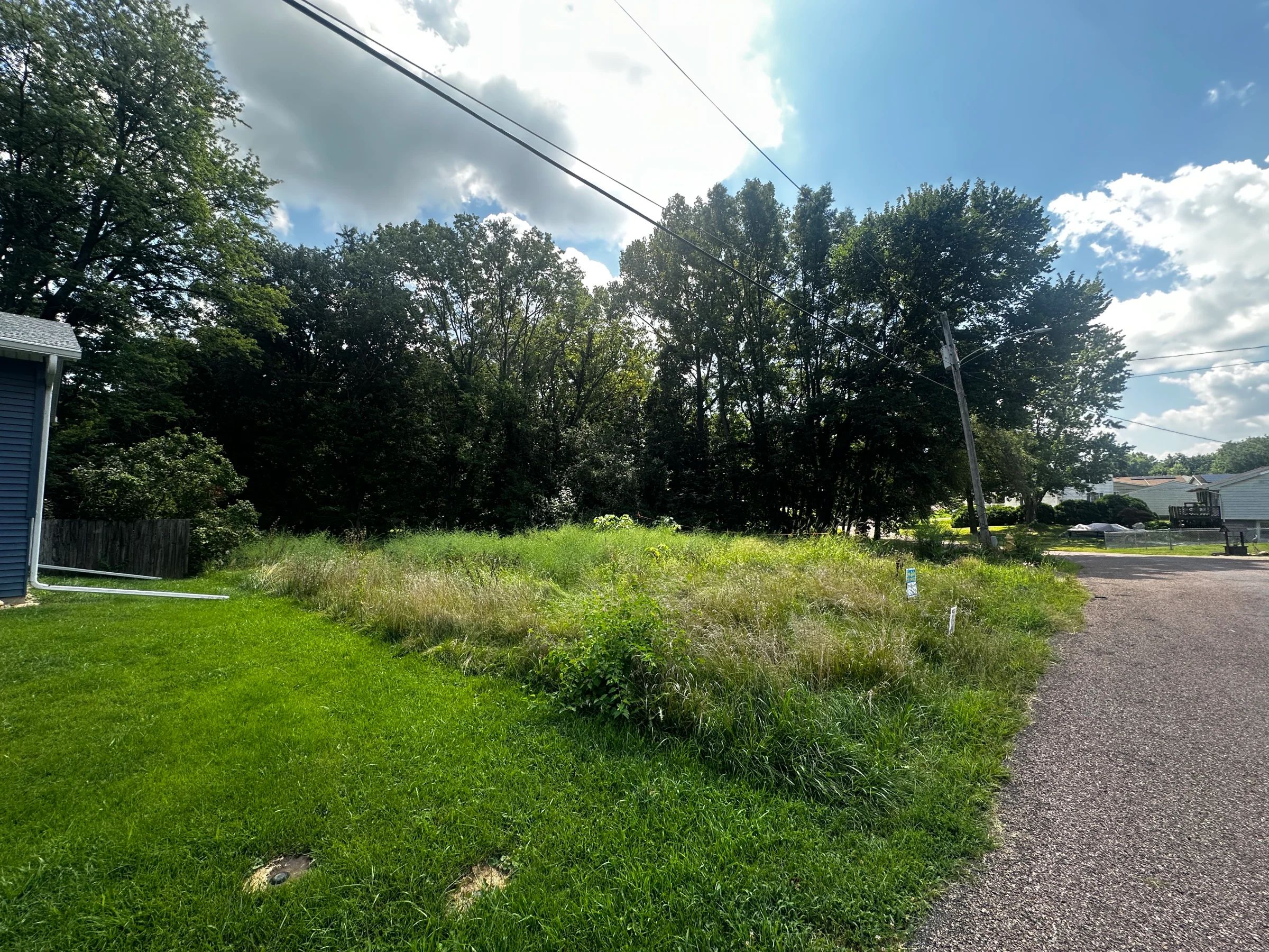 0.45-acre Residential Lot in Bloomington, IL/Terreno a la venta in Tazewell County, IL