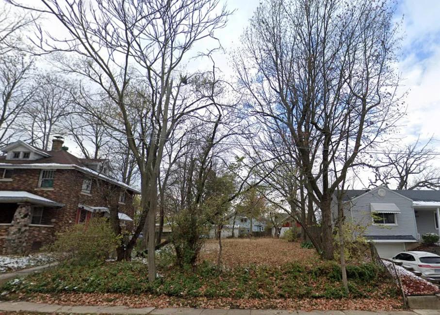 305 LOW ST, BLOOMINGTON, IL 61701 - Main image